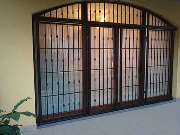 Carpenteria-metallica-per-inferriate